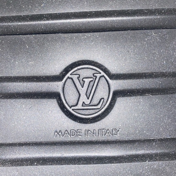 Louis Vuitton Pillow Mink Fur & Leather Boots - Picture 5 of 11